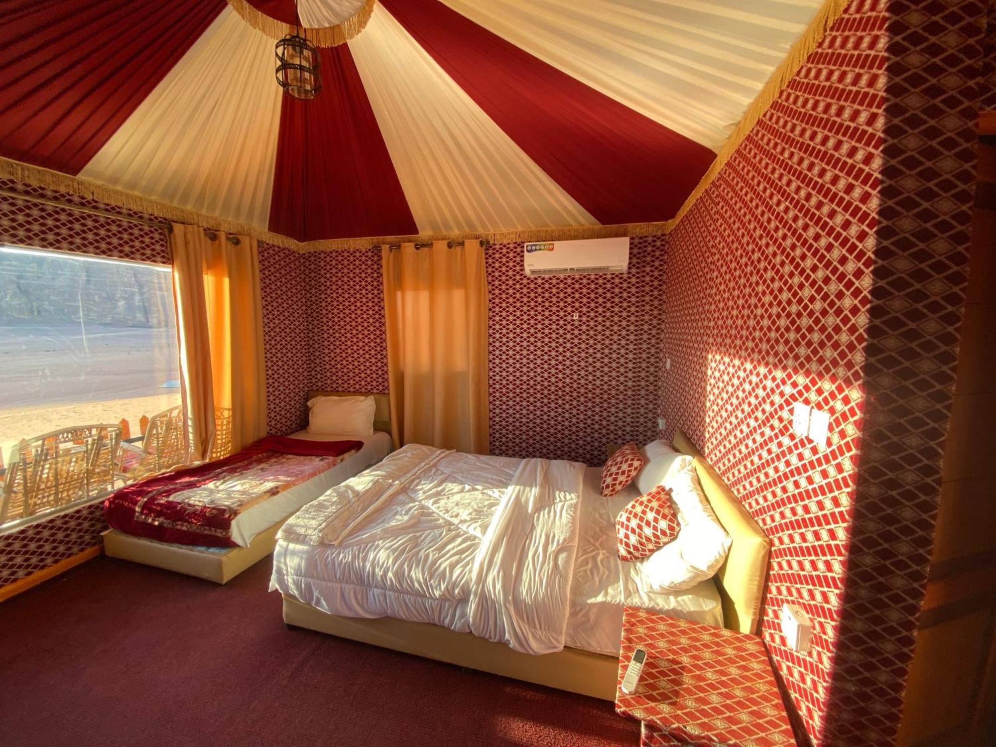 Angelina Wadi Rum Camp Dış mekan fotoğraf