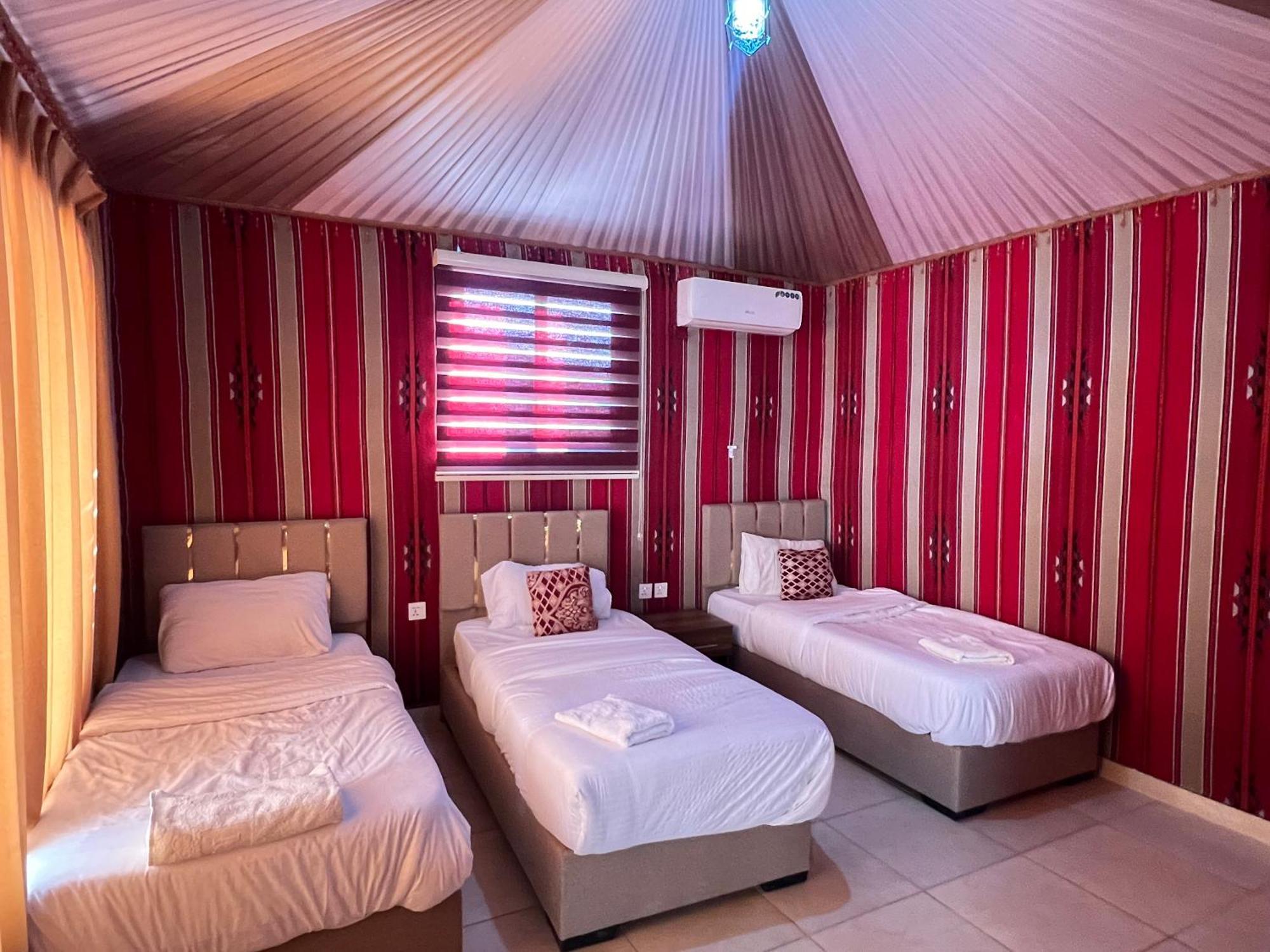 Angelina Wadi Rum Camp Dış mekan fotoğraf